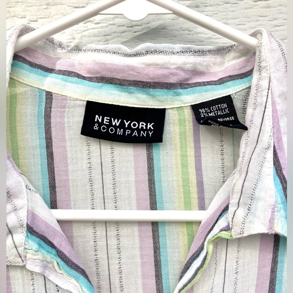 New York & Co Metallic Sheer Striped Short Sleeve Button Shirt Lavender … - Picture 4 of 8